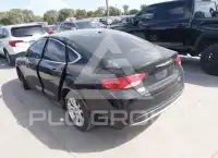 2015 Chrysler 200 фото