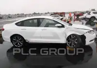 2015 Chrysler 200 фото
