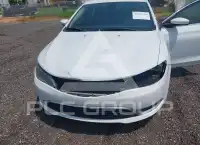 2015 Chrysler 200 photo
