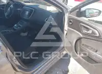 2015 Chrysler 200 фото