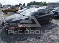 2015 Chrysler 200 фото