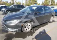2015 Chrysler 200 photo