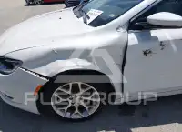 2015 Chrysler 200 фото