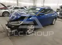 2015 Chrysler 200 photo
