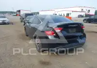 2015 Chrysler 200 фото