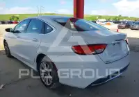 2015 Chrysler 200 photo