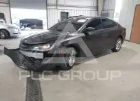 2015 Chrysler 200 фото