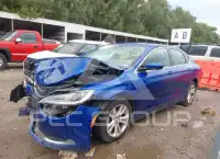 2015 Chrysler 200 фото