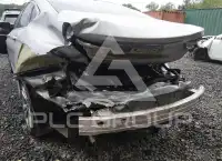2015 Chrysler 200 photo