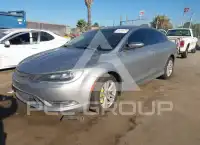 2015 Chrysler 200 фото