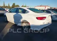 2015 Chrysler 200 фото