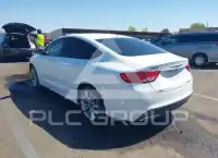 2015 Chrysler 200 photo