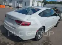 2015 Chrysler 200 фото