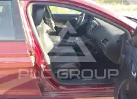 2015 Chrysler 200 фото