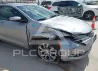 2015 Chrysler 200 фото