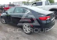 2015 Chrysler 200 photo