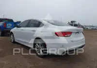 2015 Chrysler 200 photo