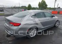 2015 Chrysler 200 фото