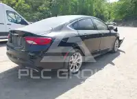 2015 Chrysler 200 фото