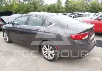 2015 Chrysler 200 фото