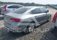 2015 Chrysler 200 photo