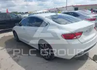 2015 Chrysler 200 photo
