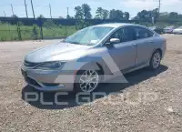 2015 Chrysler 200 photo