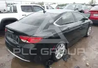 2015 Chrysler 200 photo