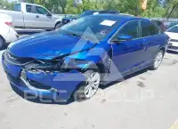 2015 Chrysler 200 фото