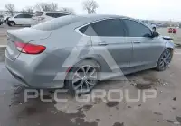 2015 Chrysler 200 photo