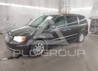 2015 Chrysler TOWN & COUNTRY фото