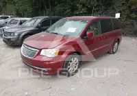 2015 Chrysler TOWN & COUNTRY фото