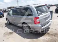 2015 Chrysler TOWN & COUNTRY фото