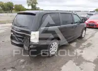 2015 Chrysler TOWN & COUNTRY фото
