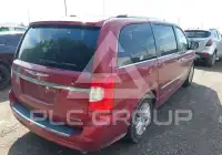 2015 Chrysler TOWN & COUNTRY фото