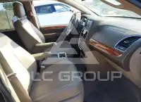 2015 Chrysler TOWN & COUNTRY фото