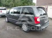 2015 Chrysler TOWN & COUNTRY photo