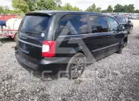 2015 Chrysler TOWN & COUNTRY фото