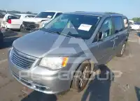 2015 Chrysler TOWN & COUNTRY фото