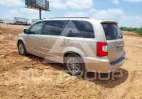 2015 Chrysler TOWN & COUNTRY фото