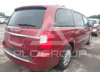 2015 Chrysler TOWN & COUNTRY фото