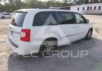 2015 Chrysler TOWN & COUNTRY фото