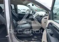 2015 Chrysler TOWN & COUNTRY фото
