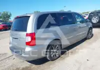2015 Chrysler TOWN & COUNTRY фото