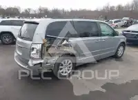 2015 Chrysler TOWN & COUNTRY фото