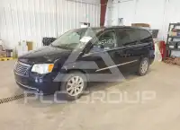 2015 Chrysler TOWN & COUNTRY фото
