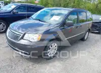 2015 Chrysler TOWN & COUNTRY фото