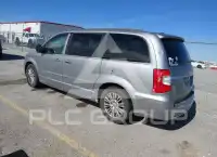 2015 Chrysler TOWN & COUNTRY фото