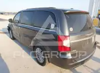 2015 Chrysler TOWN & COUNTRY фото