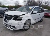 2015 Chrysler TOWN & COUNTRY фото